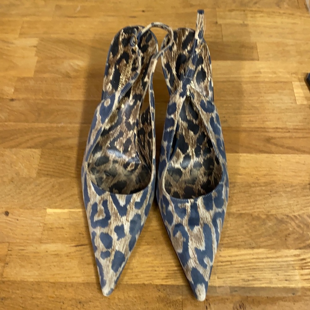 Dolce and Gabbana sling back pumps 39.5
